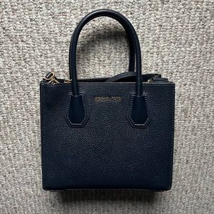 MICHEL KORS Mercer Pebbled Leather Crossbody bag